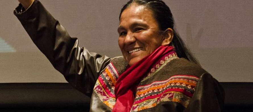 La líder social argentina Milagros Salas condenada a 13 años de prisión