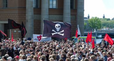 Iceland election could propel radical Pirate party into power