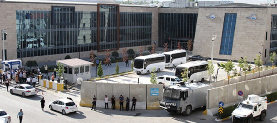 418 people detained following AKP seizure of municipalities